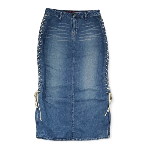 *SOLD* Y2K Side Lace Denim Skirt - Picture 3 of 7